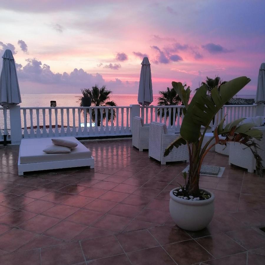 Eneide Bed & Breakfast ปาลมี ภายนอก รูปภาพ